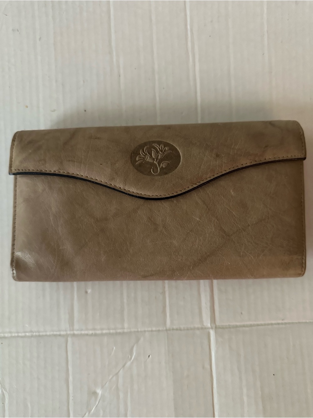 Vintage Buxton Top Grain Cowhide Leather Organizer Wallet Taupe Kiss Lock Pen